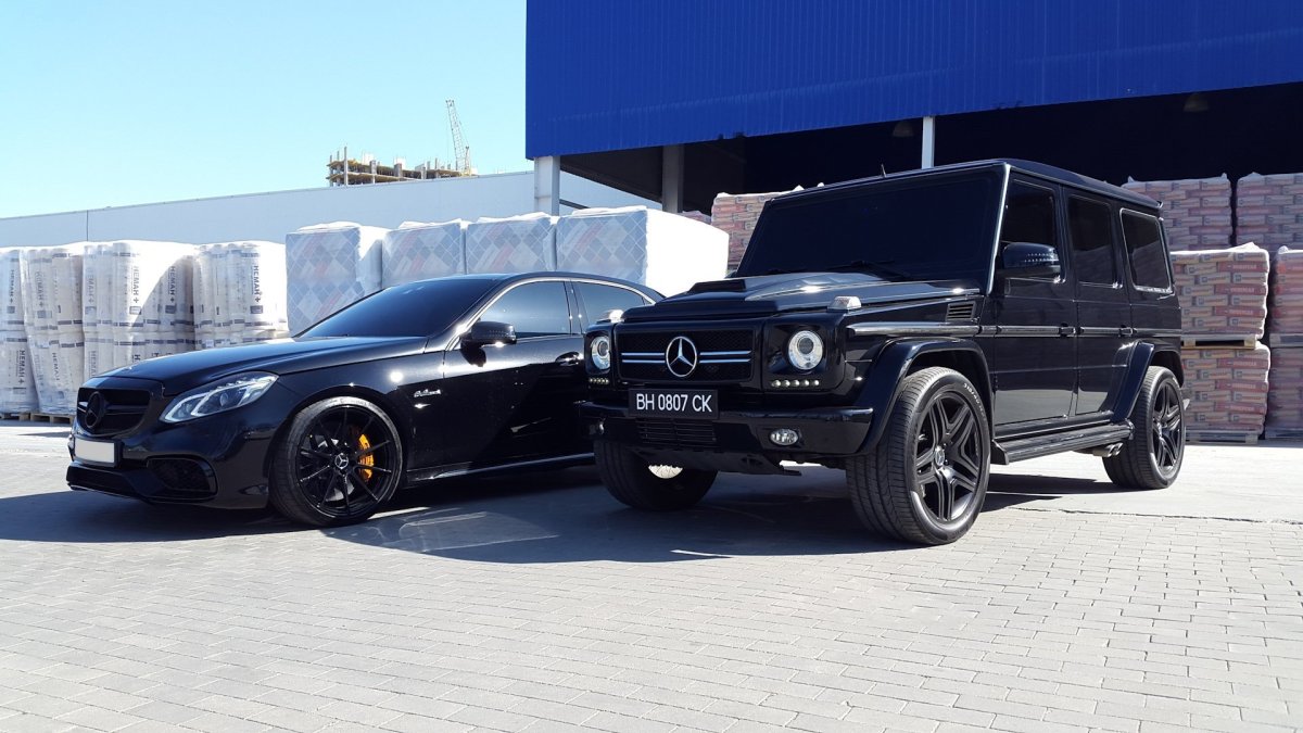 Мерседес е63 АМГ Брабус Гелик