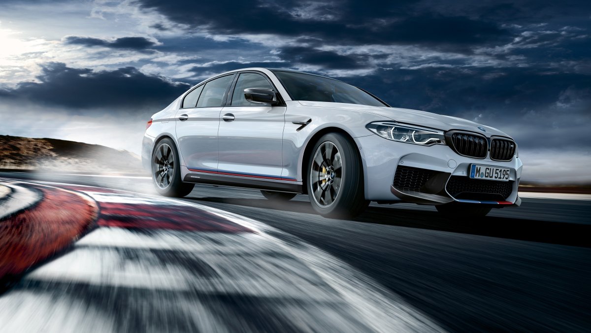 BMW m5 f90 m Performance
