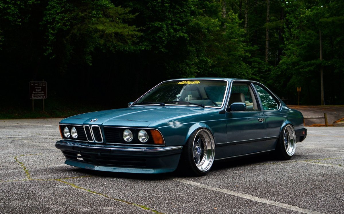 BMW e24