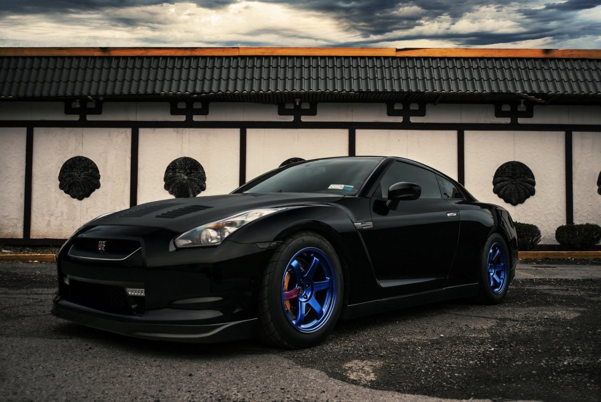 Nissan GTR Black Tuning