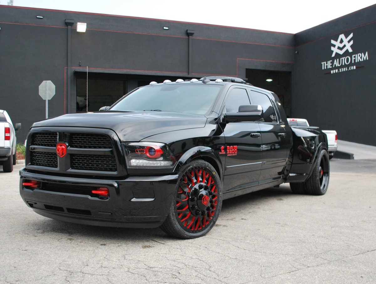 Dodge Ram 3500 джип