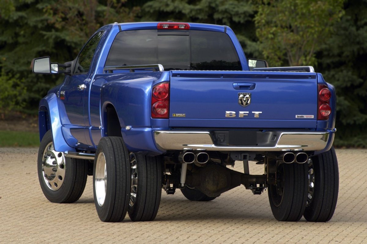 Dodge Ram 4 колеса сзади