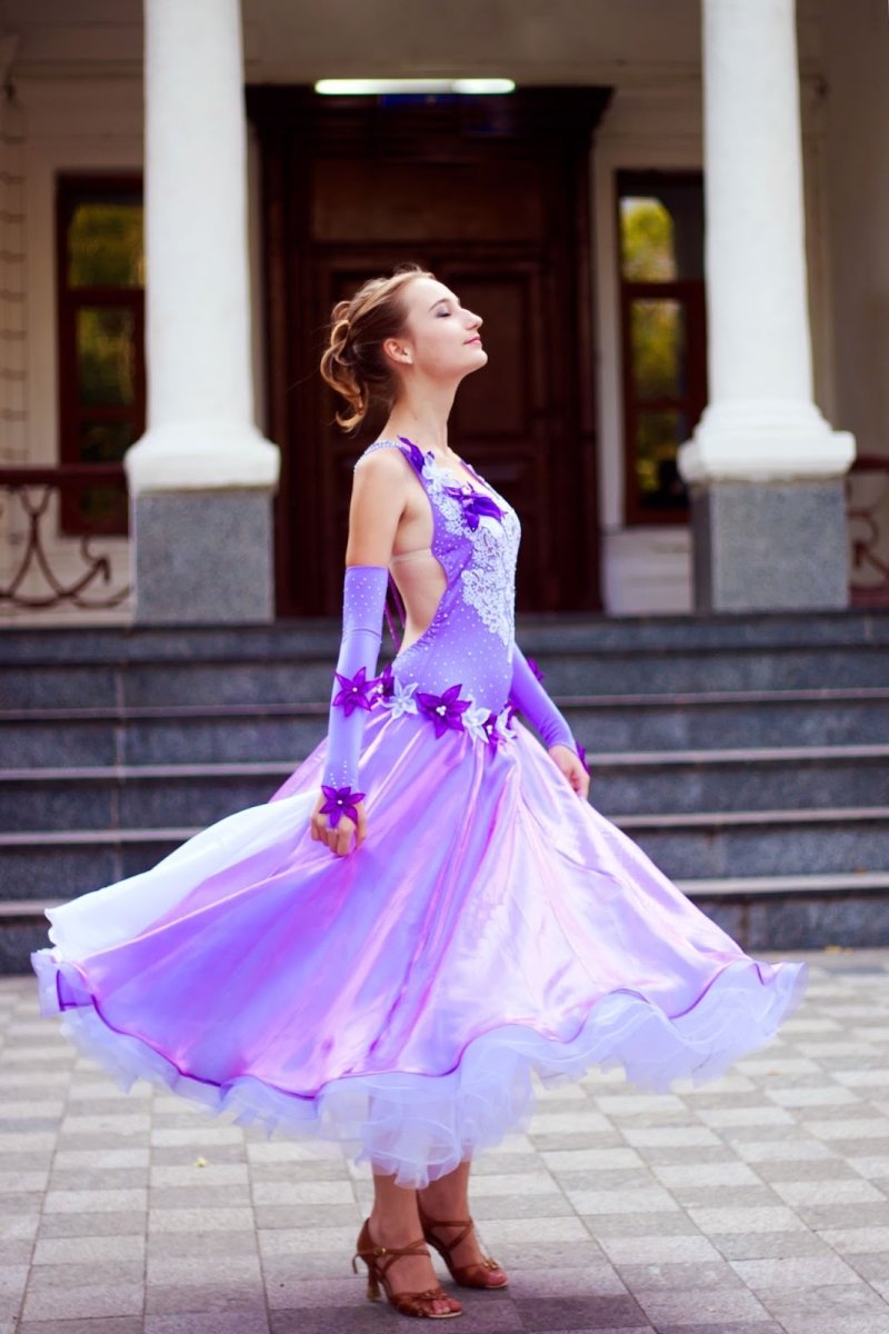 Бальные платья для девушек для танцев