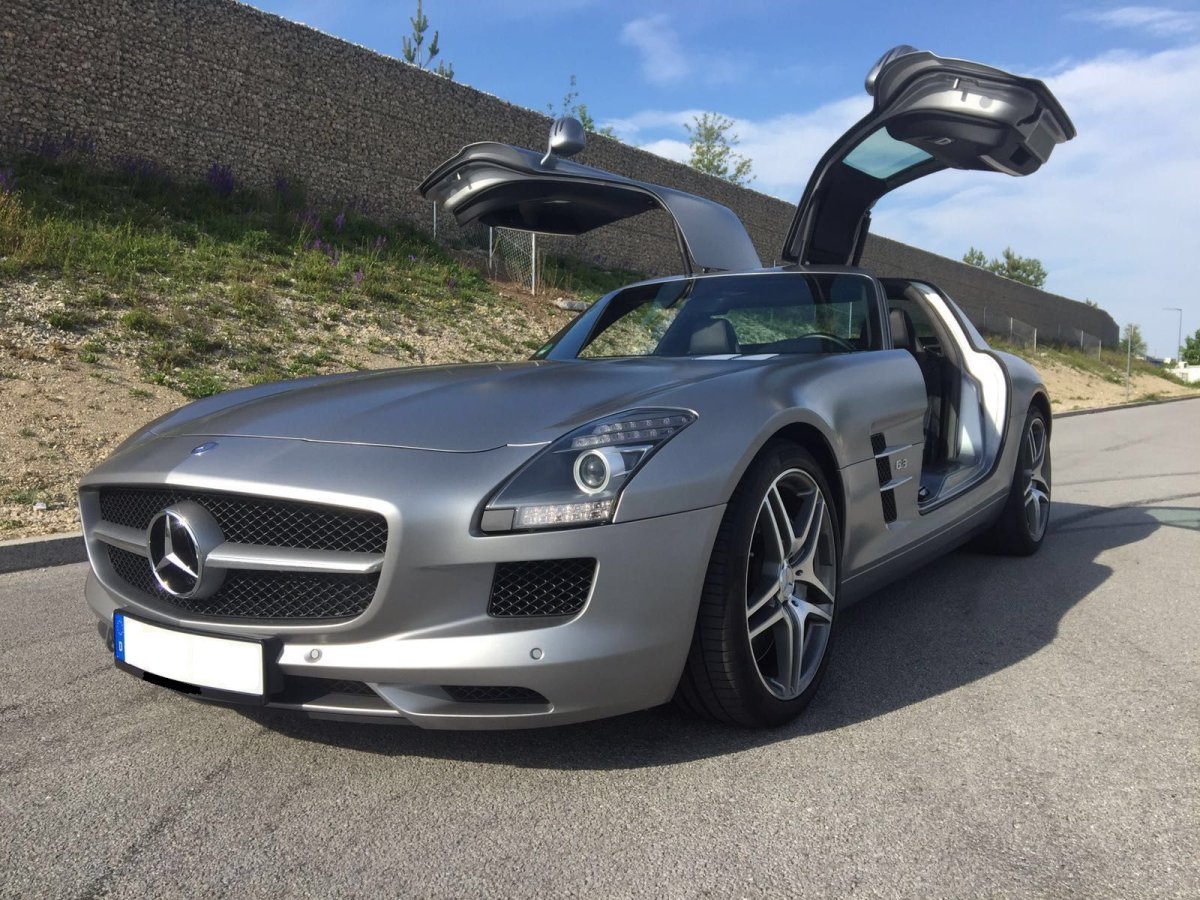 Mercedes Benz SLS AMG Sport