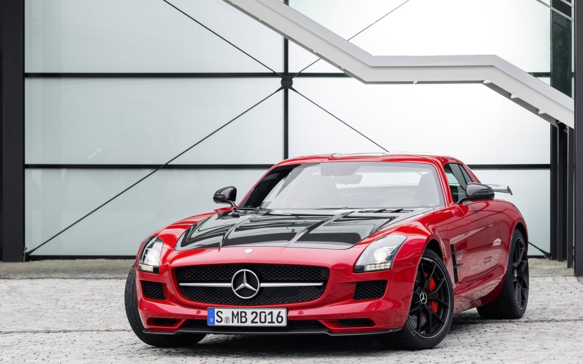 Мерседес спорткар SLS AMG