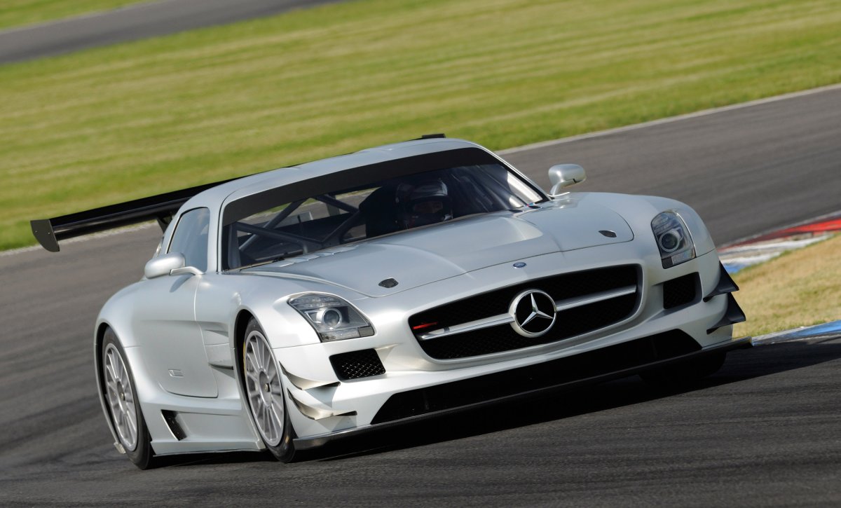 Mercedes-Benz SLS AMG gt3 2011