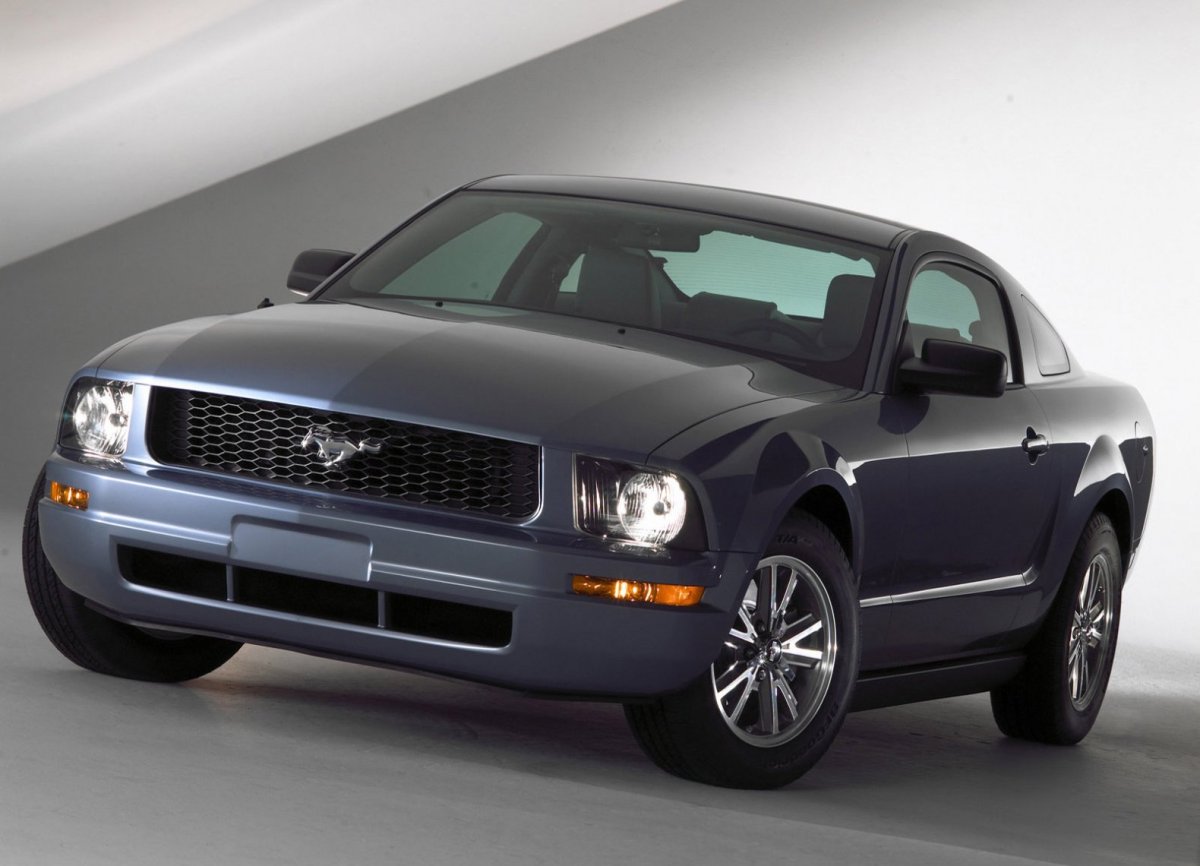 Ford Mustang 2005