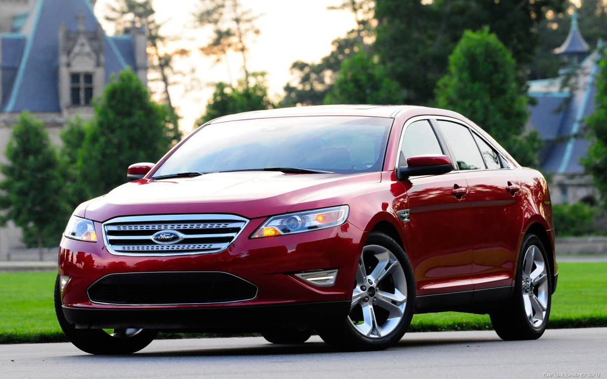 Ford Taurus Sho 2010