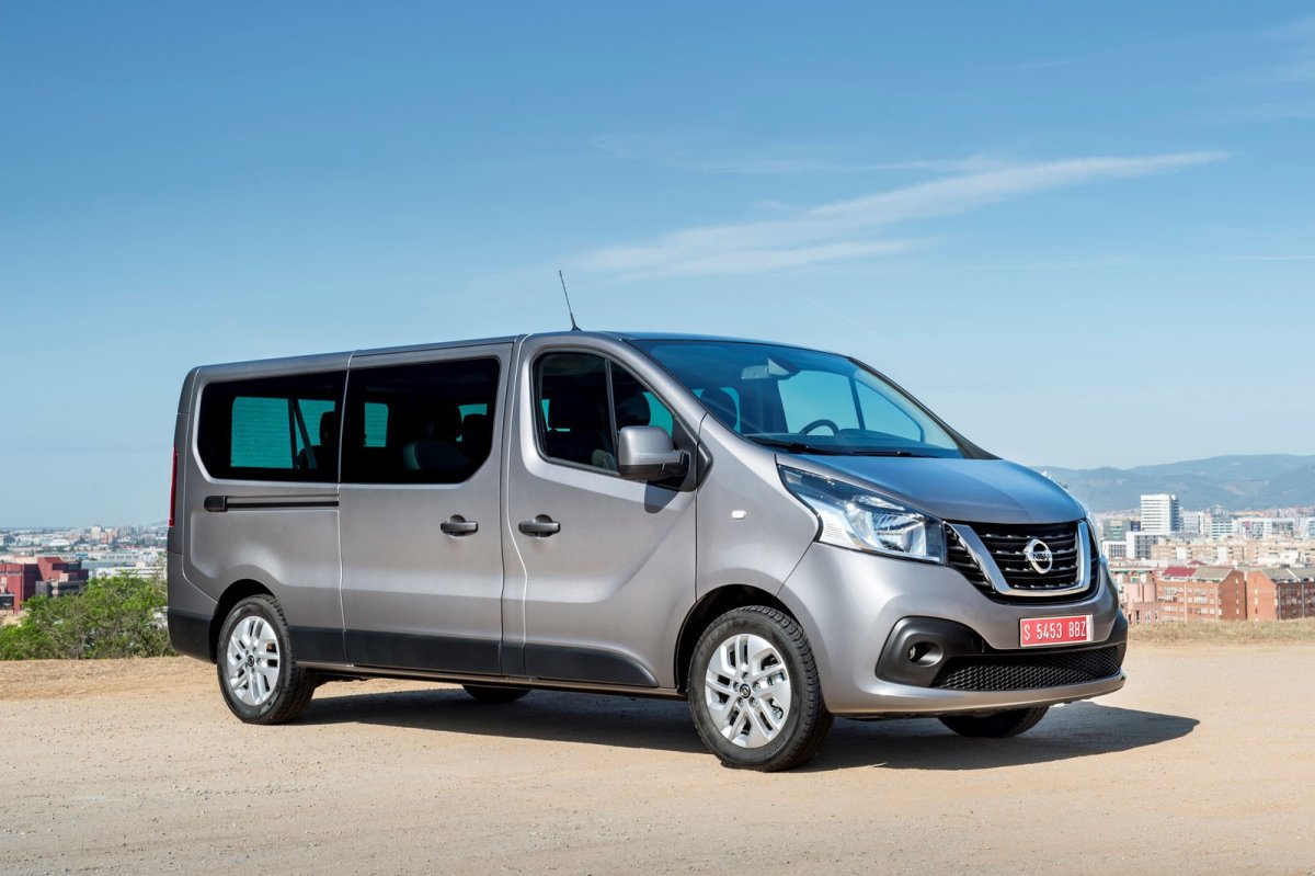 Nissan nv300 2016