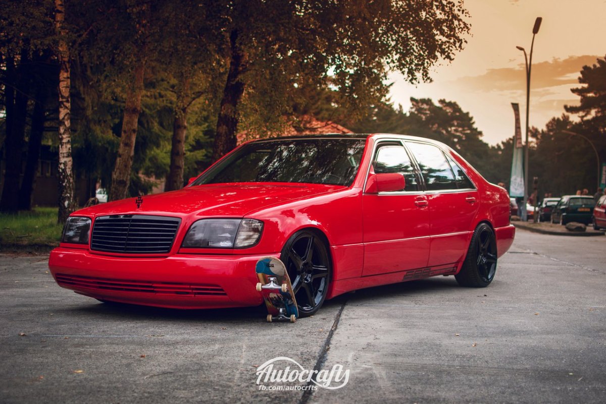 Mercedes w140 Red