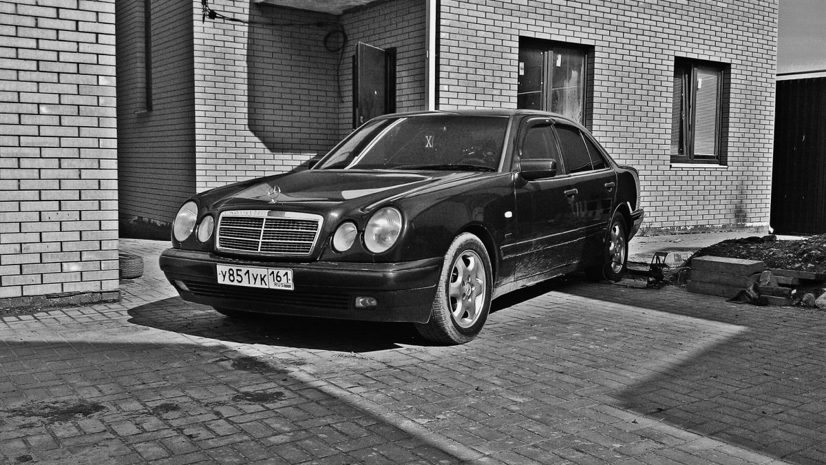 Mercedes Benz e class w210 Бандитский