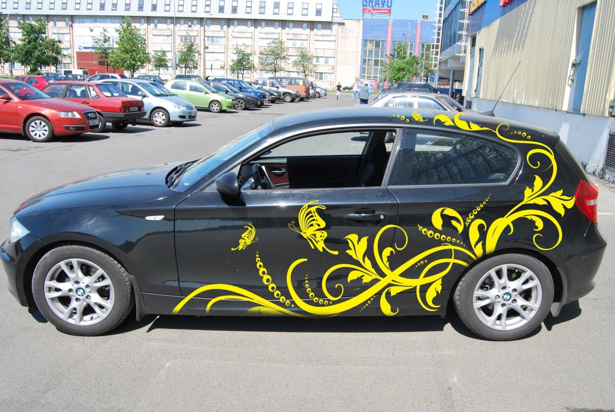 Наклейка "машины"