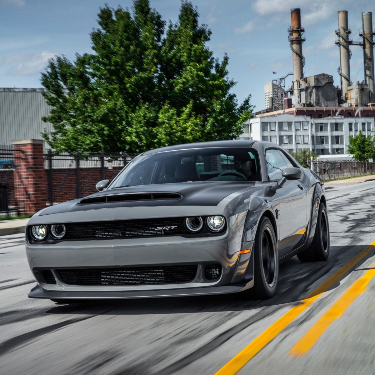 Dodge Challenger srt8