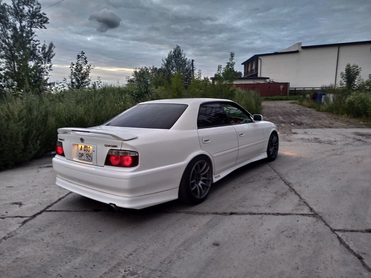 Toyota Chaser 100