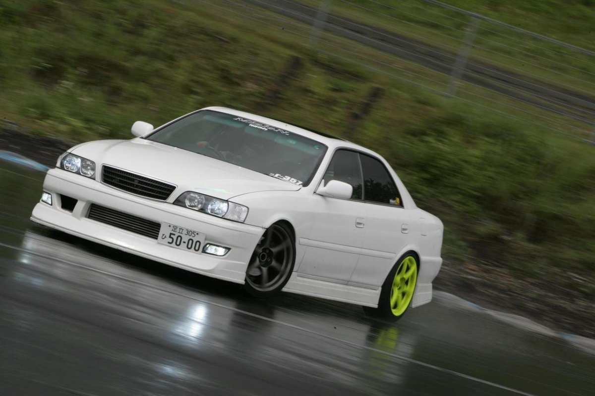 Toyota Chaser Mark 2