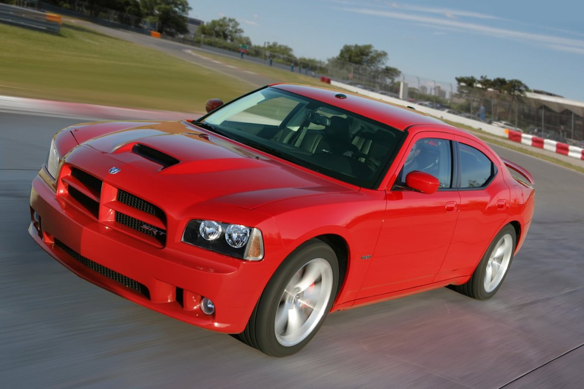 Dodge Charger srt8 2005