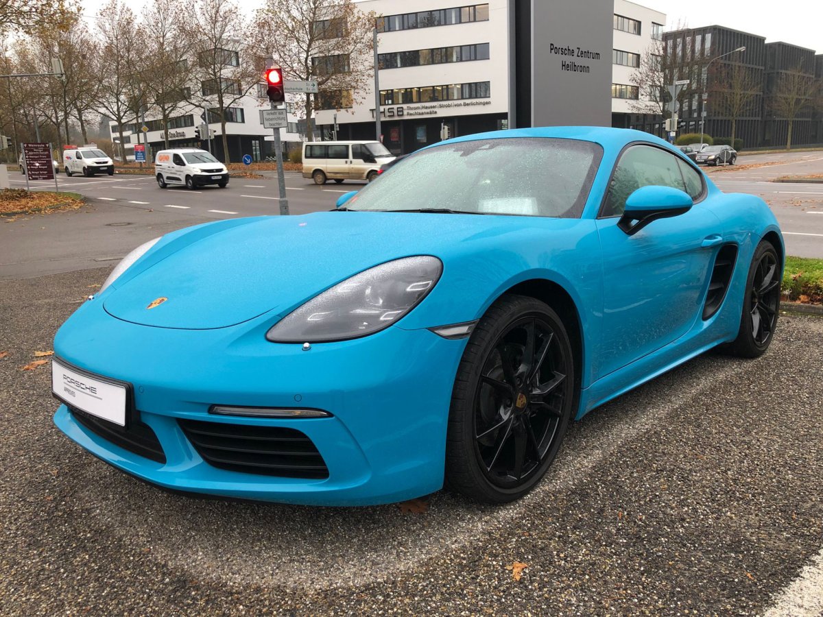 Porsche Cayman 982