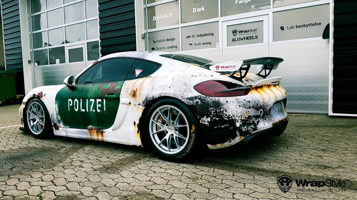 Винил на Порше 911