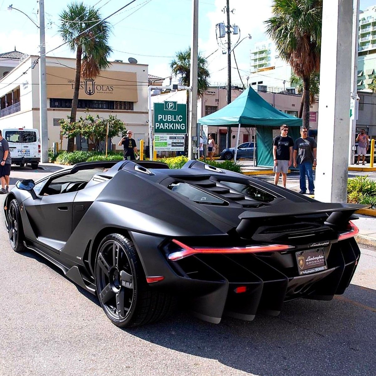 Lamborghini Centenario родстер