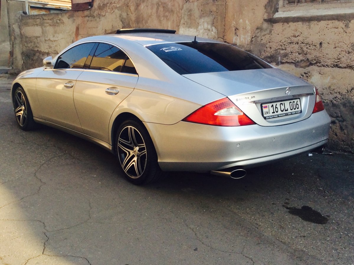 Mercedes Benz CLS 2005