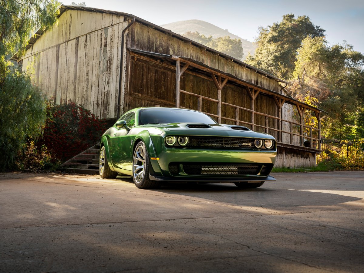 Dodge Challenger srt Night