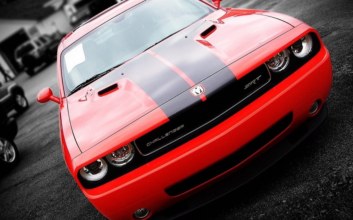 Dodge Challenger srt8 Red