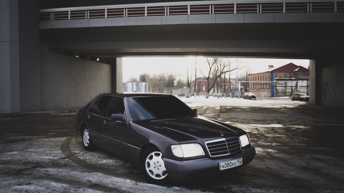 Мерседес w140 черный тонированный