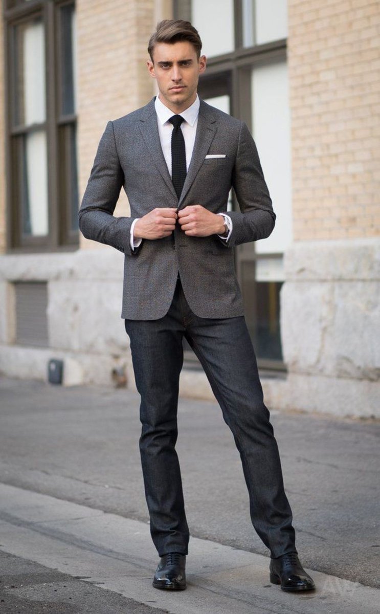 Серый пиджак и черные брюки мужские