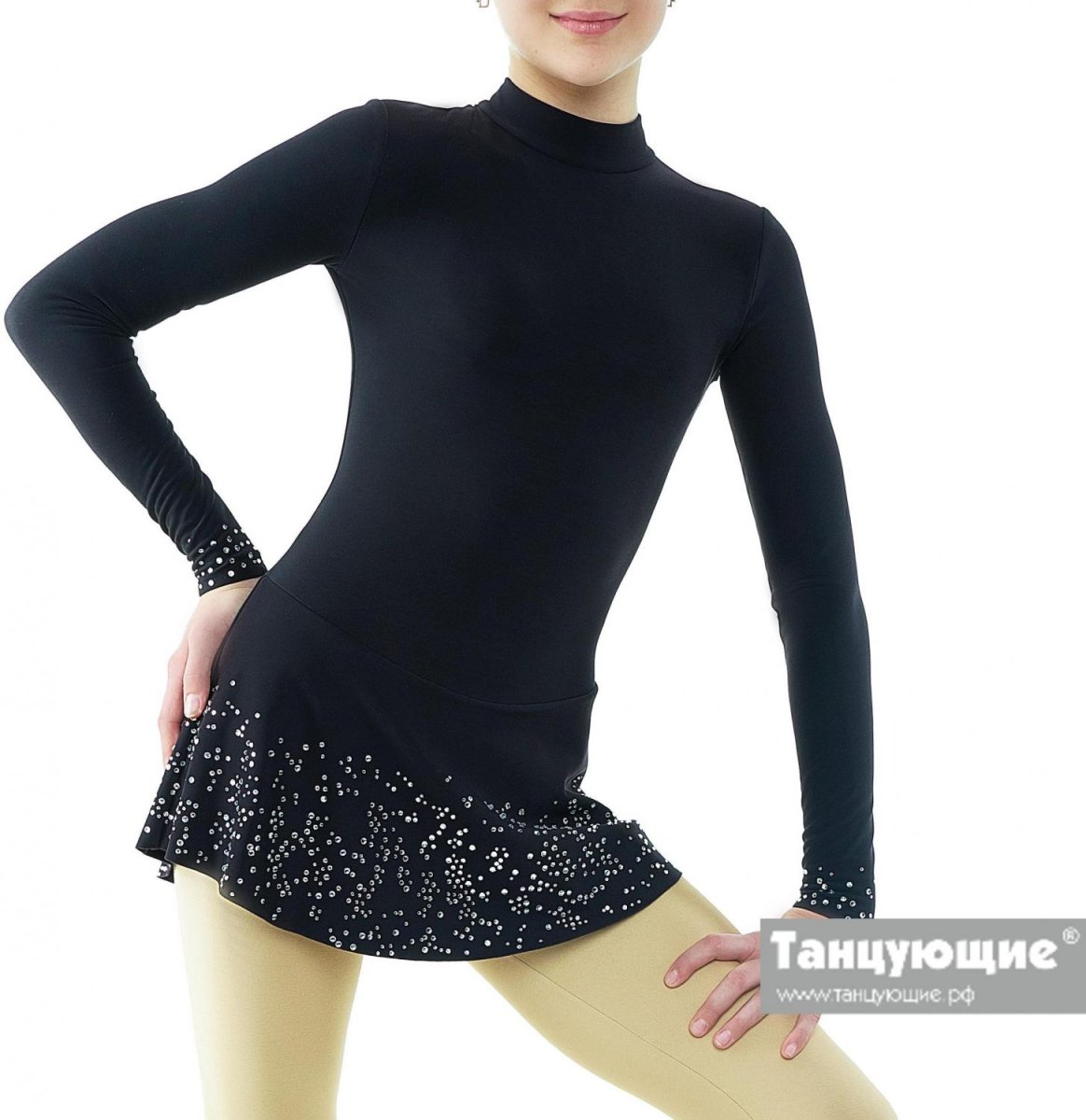 Черное платье для фигурного катания