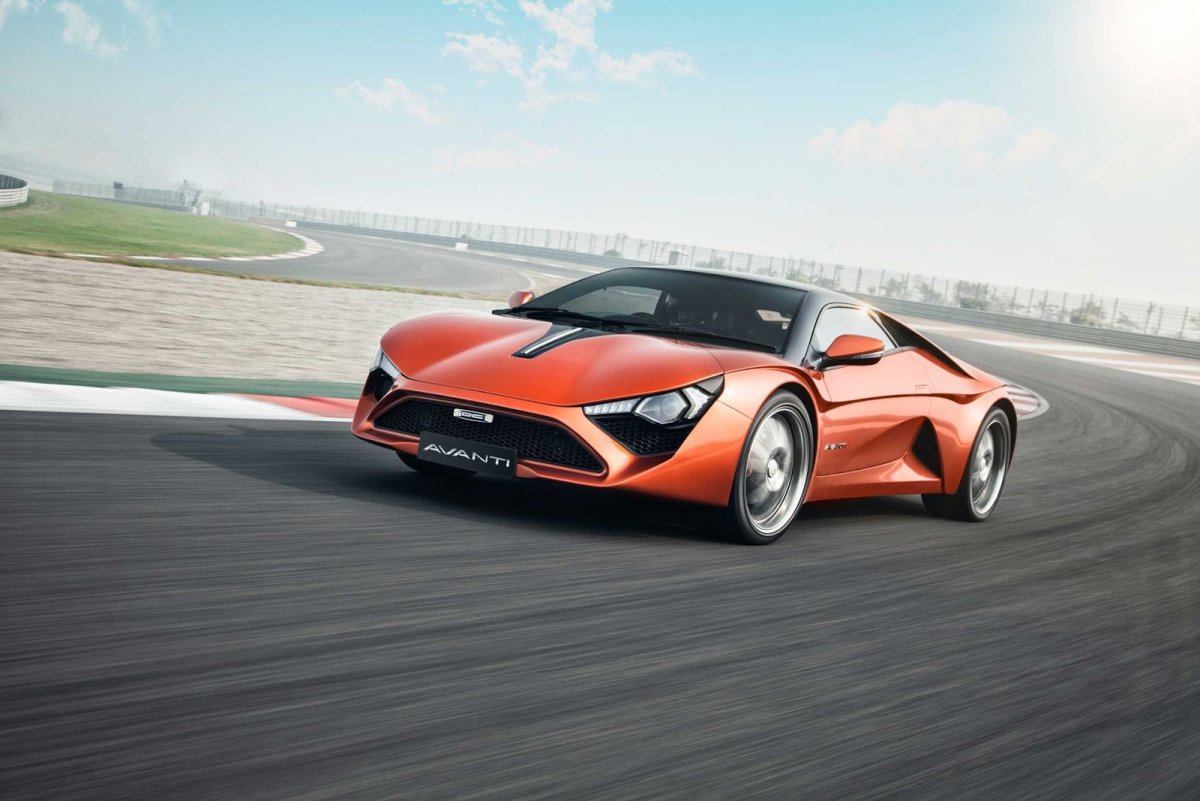 Суперкар Avanti