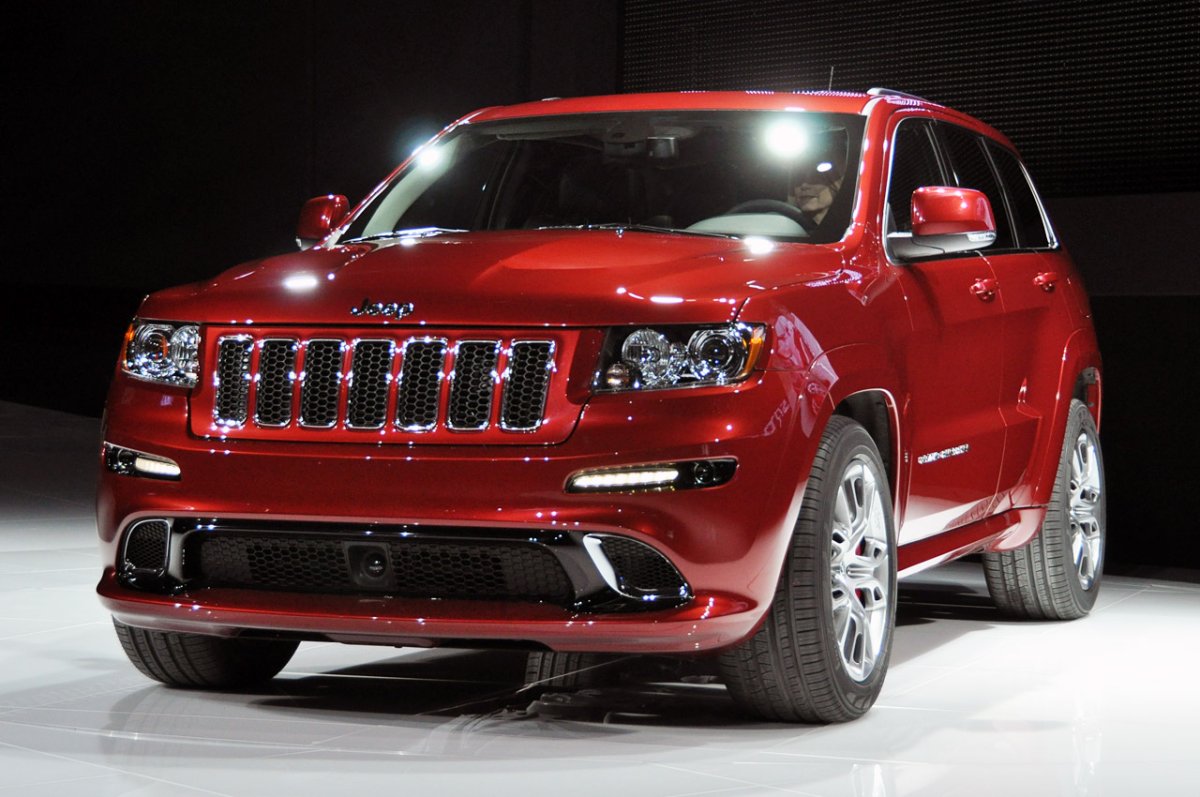 Jeep Grand Cherokee srt8 2011