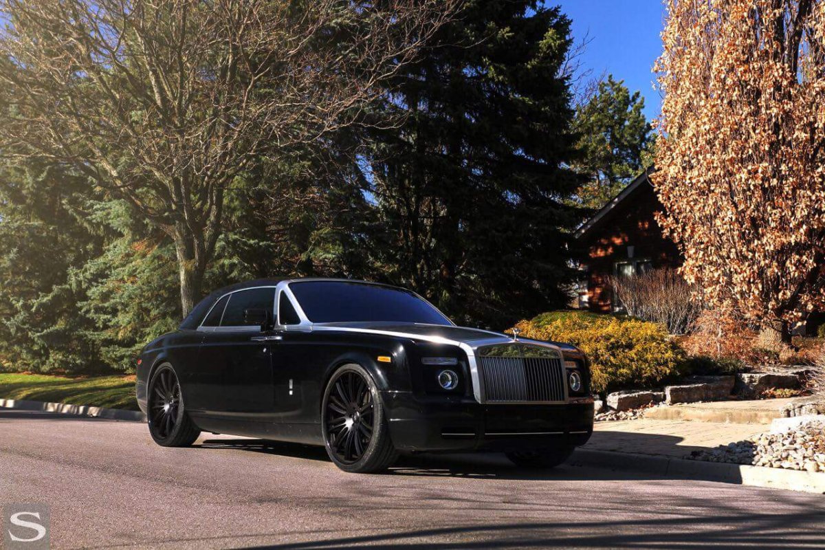 Rolls Royce Phantom 2 Coupe Black