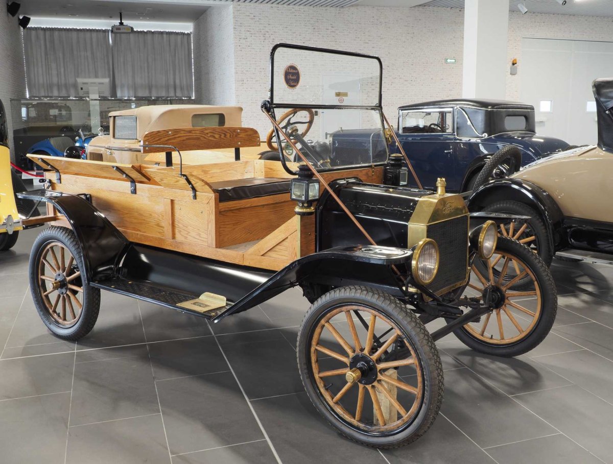 Первый автомобиль 19 века