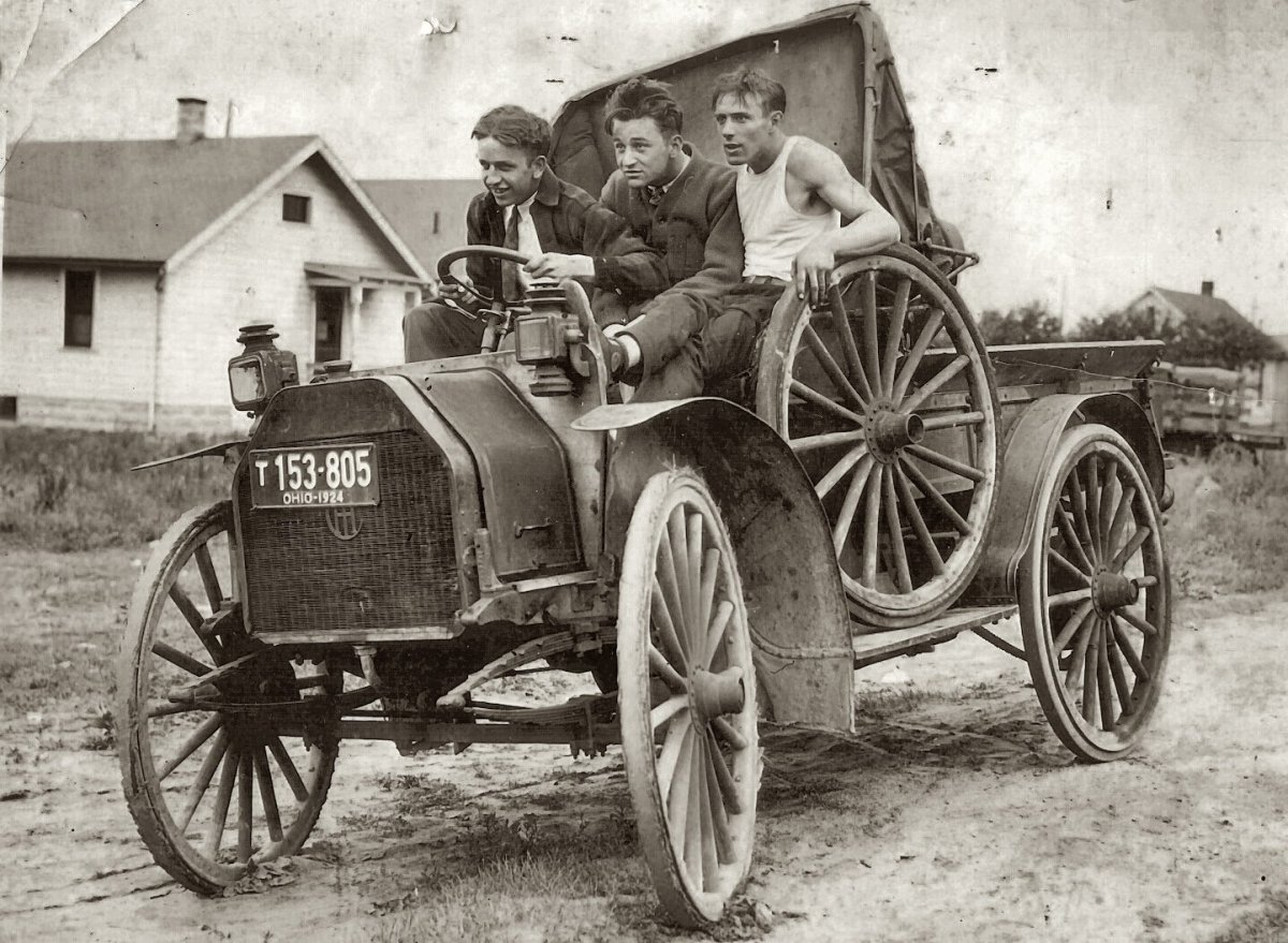 Транспортное средство прошлого века