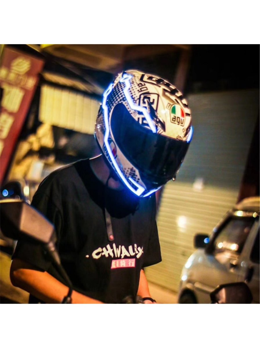 Шлем мотоциклетный с подсветкой