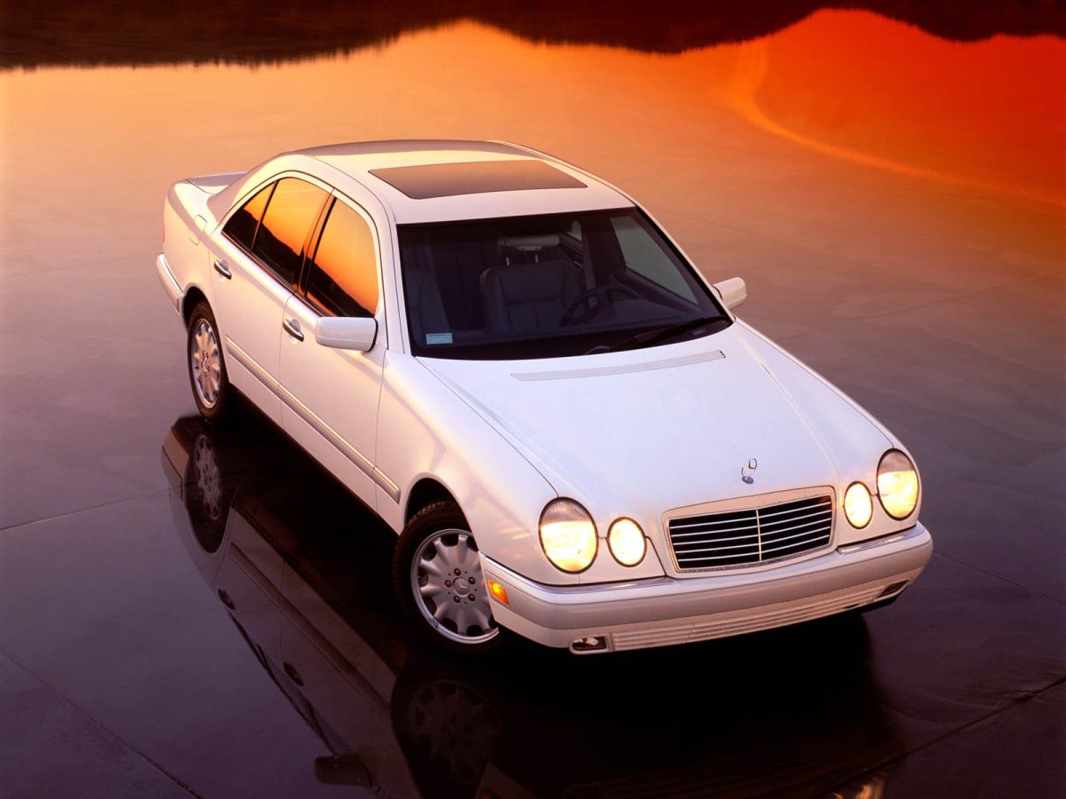 Mercedes Benz e class w210