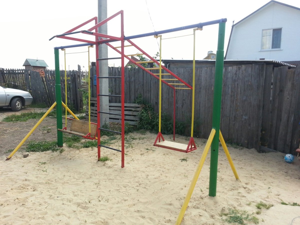 Турник-брусья №1 ДСК городок