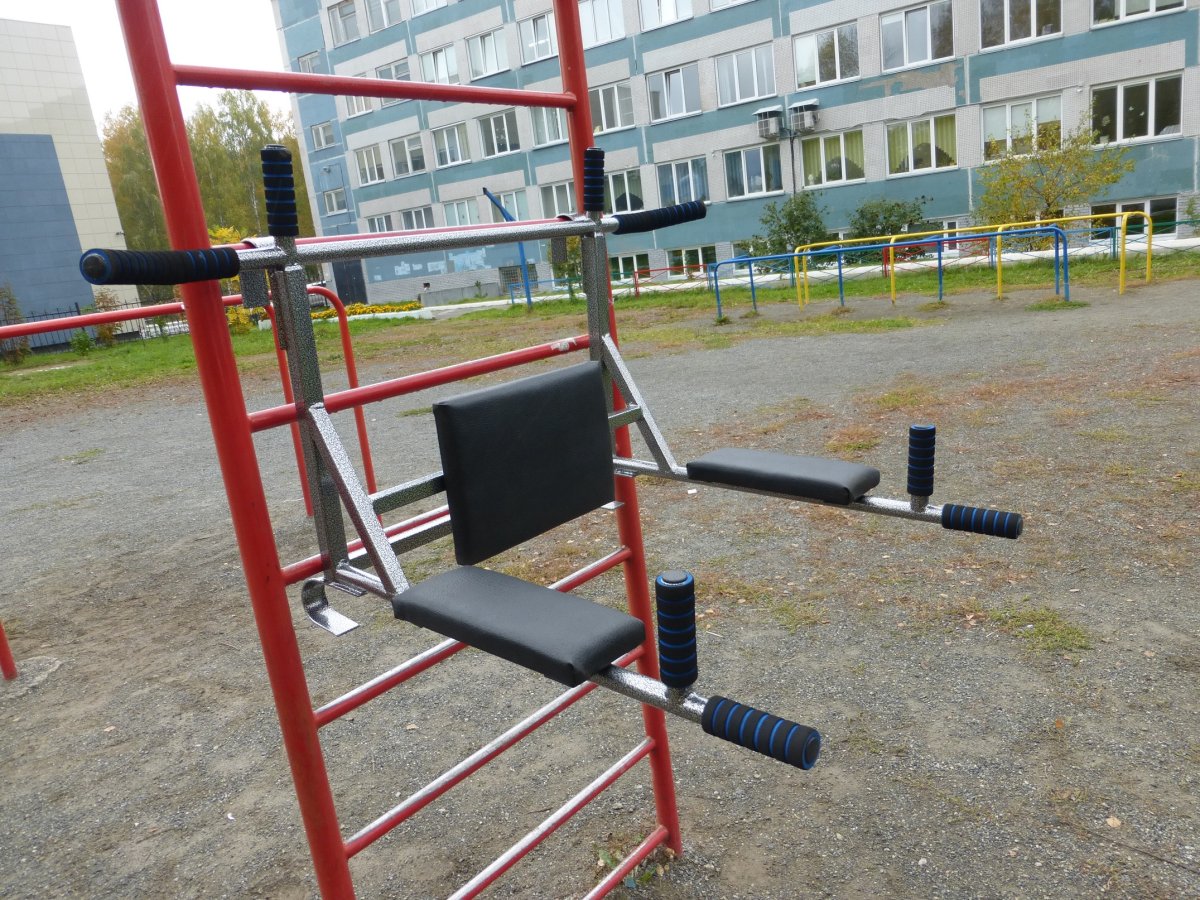 Уличные турник брусья пресс 3 в 1