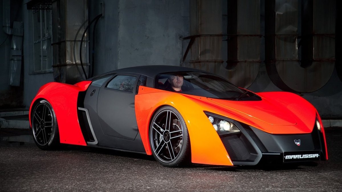 Машина Marussia b2
