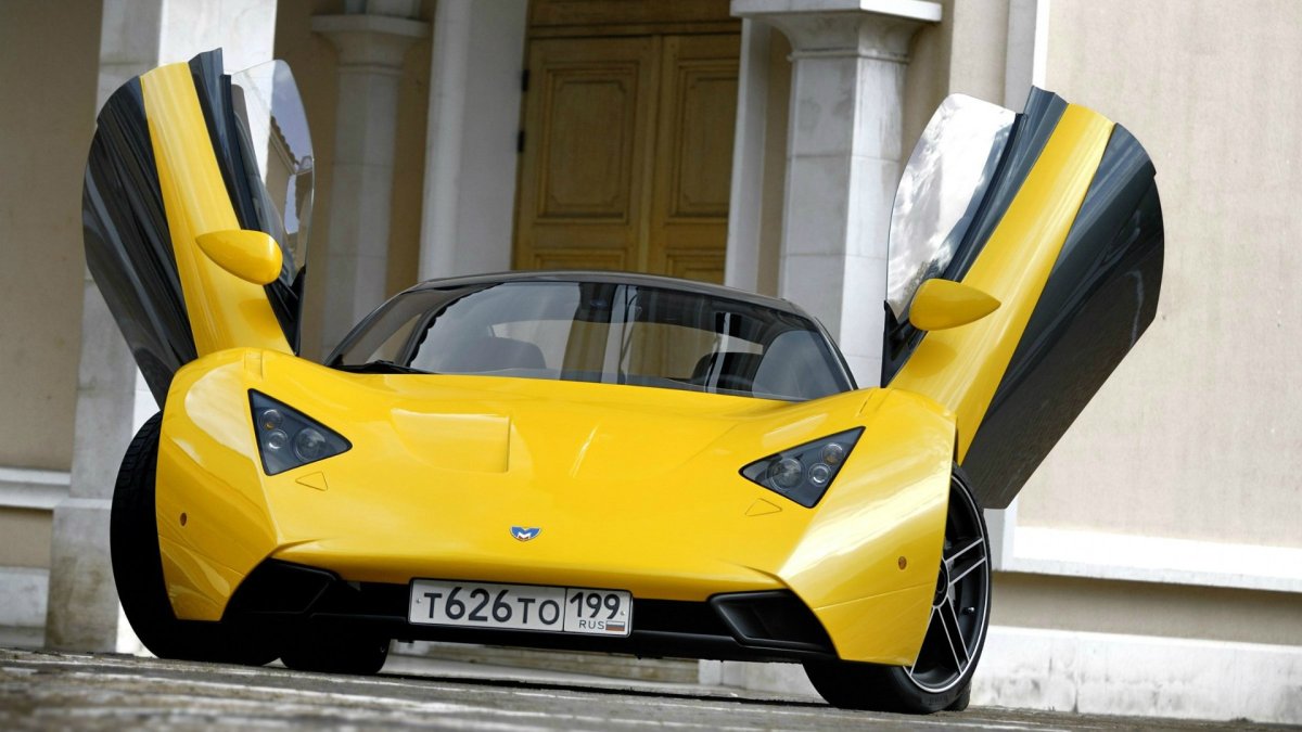 Машина Marussia b1