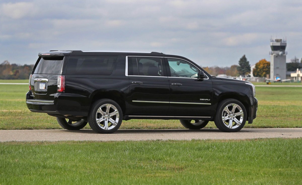 GMC Yukon Denali XL 2022 антихром