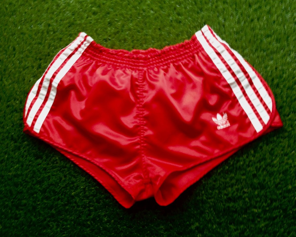 Vintage adidas Sprinter shorts