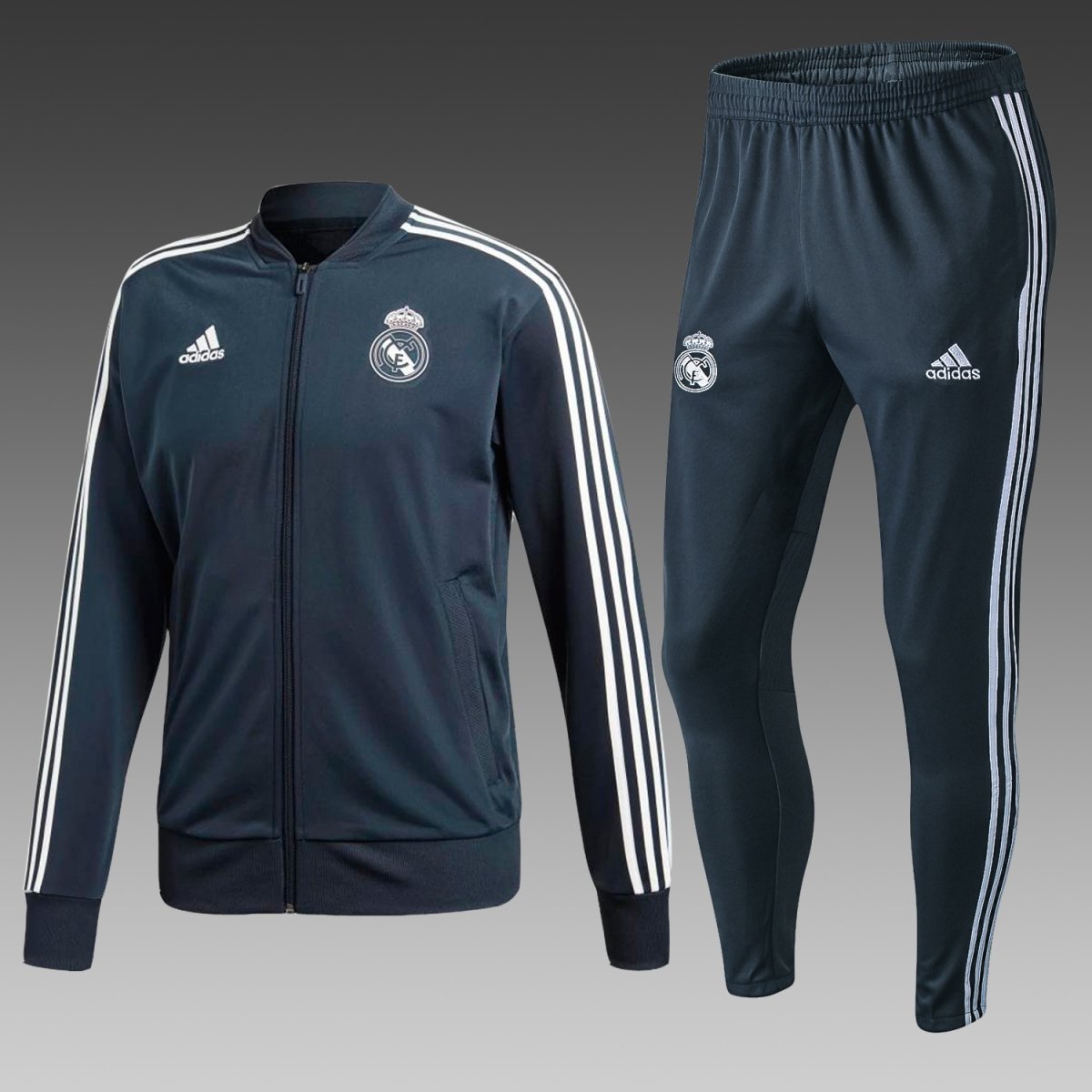 Футбольный тренировочный костюм Реал Мадрид