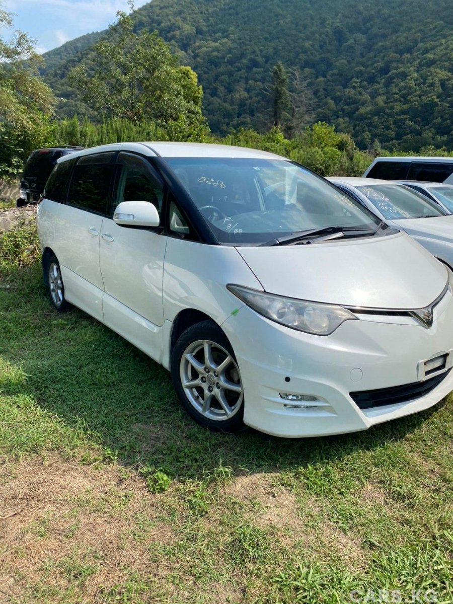 Toyota Estima 3 поколение