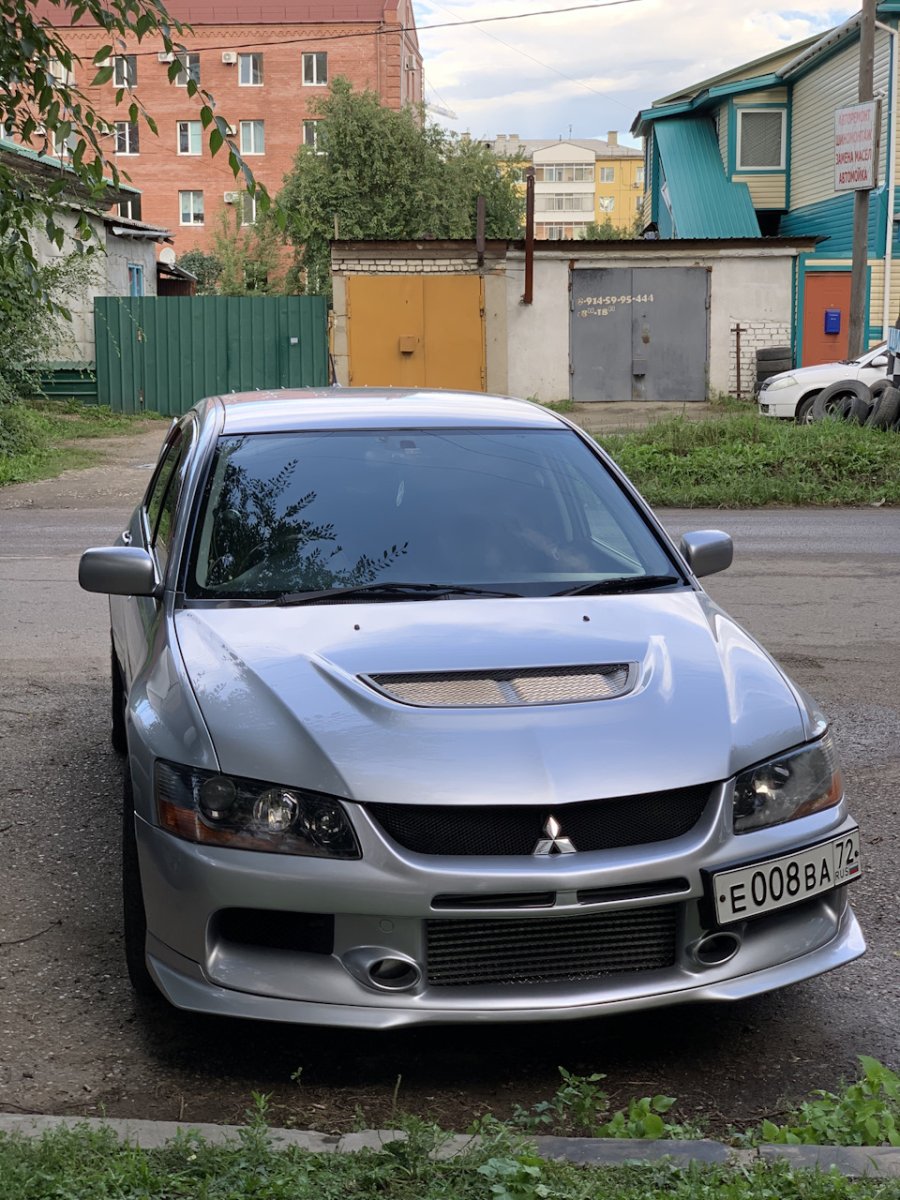 Митсубиси Лансер эвик 10
