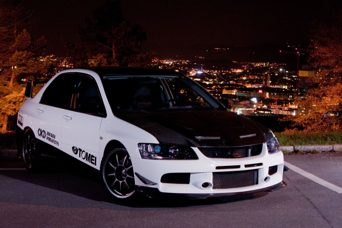 Mitsubishi Lancer EVO IX