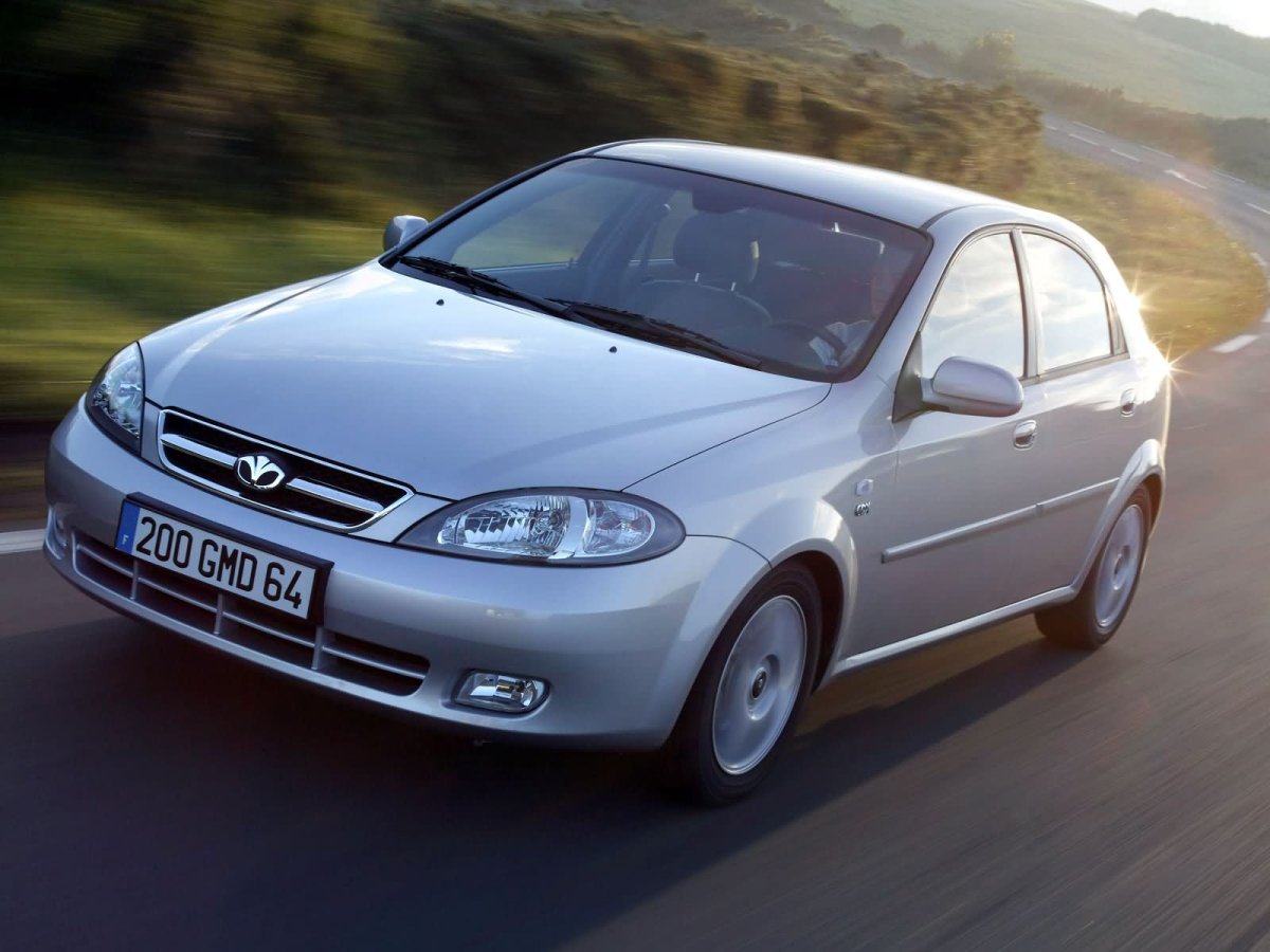 Машина Daewoo Lacetti