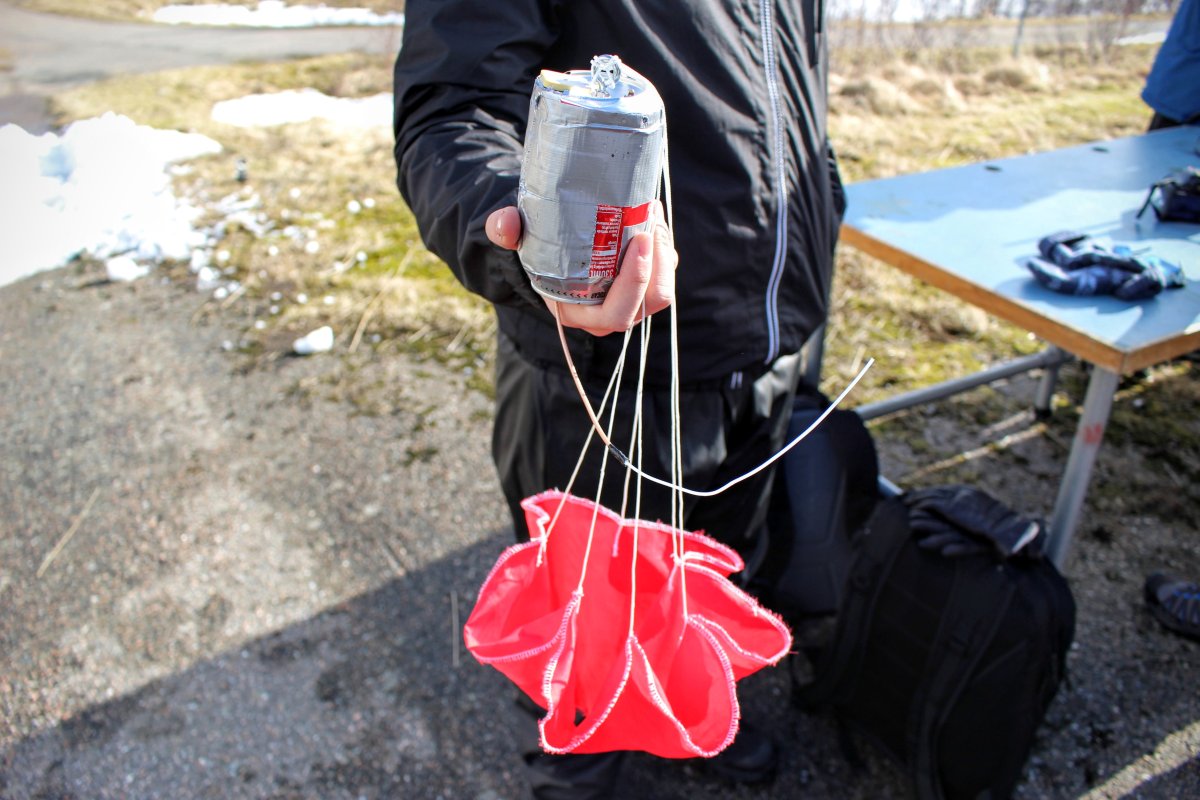 CANSAT парашют