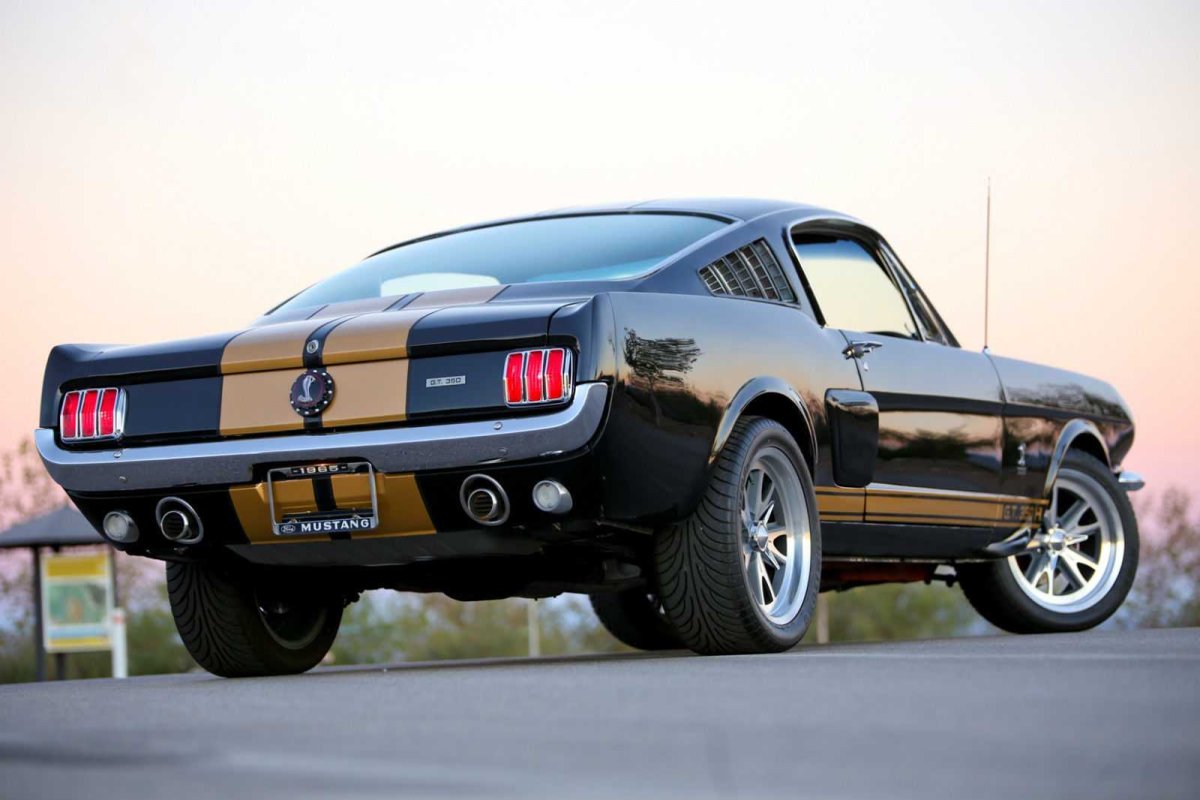 Shelby Mustang gt 350h