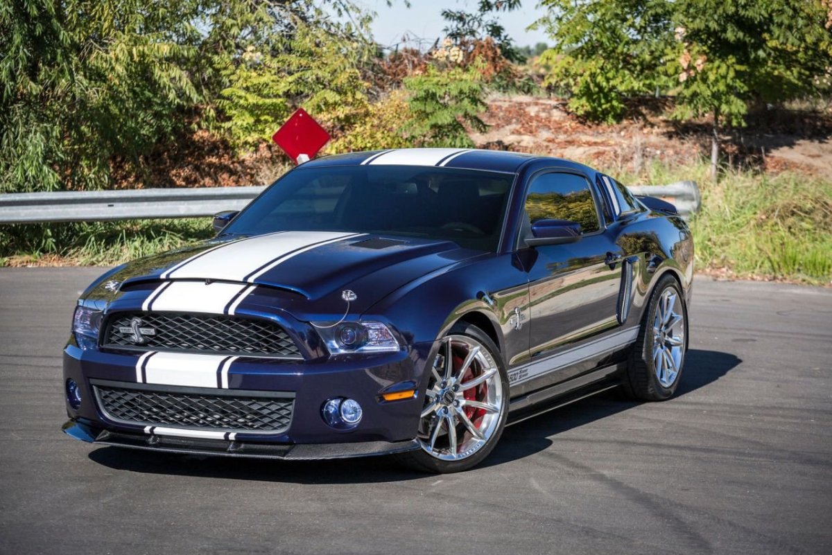 Ford Mustang Shelby gt500 2011